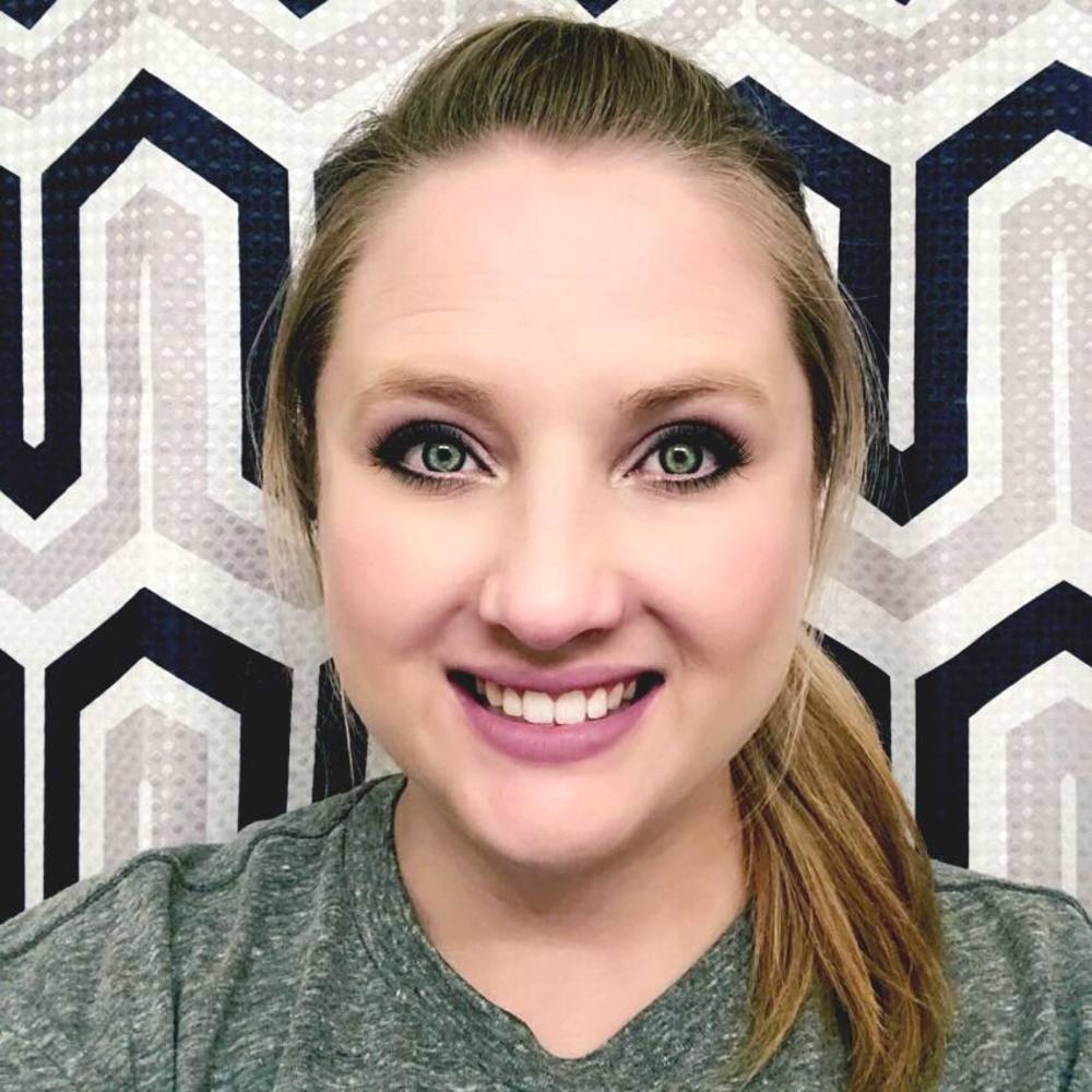 Meet your Posher, Linzee